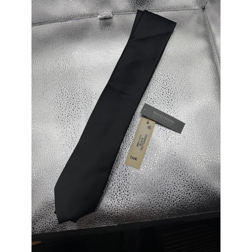 Men's Madison Solid Black 100% Polyester Necktie … - image 1